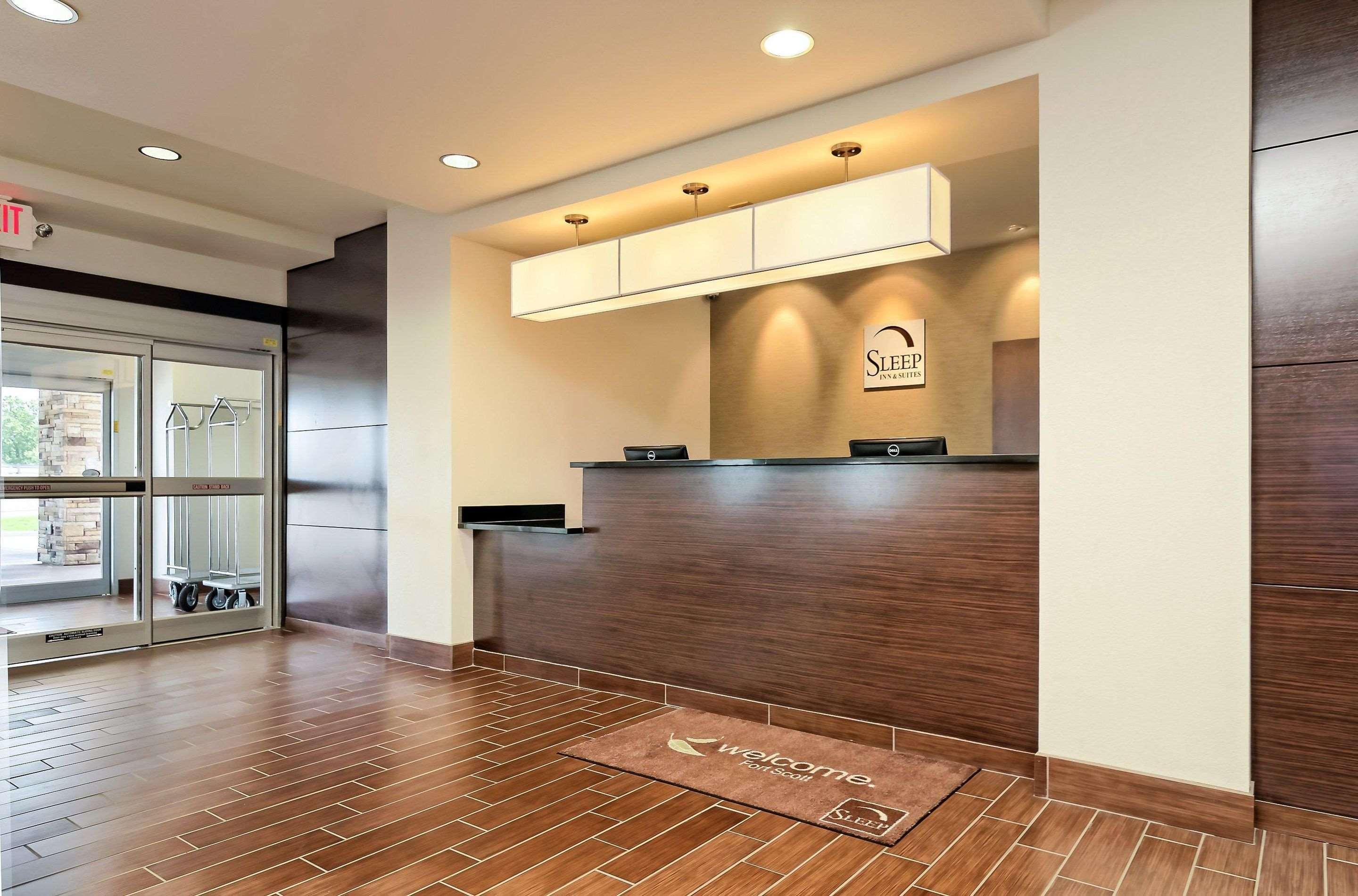 Sleep Inn & Suites - Fort Scott Exteriör bild